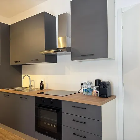 Alta Terrace - Warm With Large Terrace